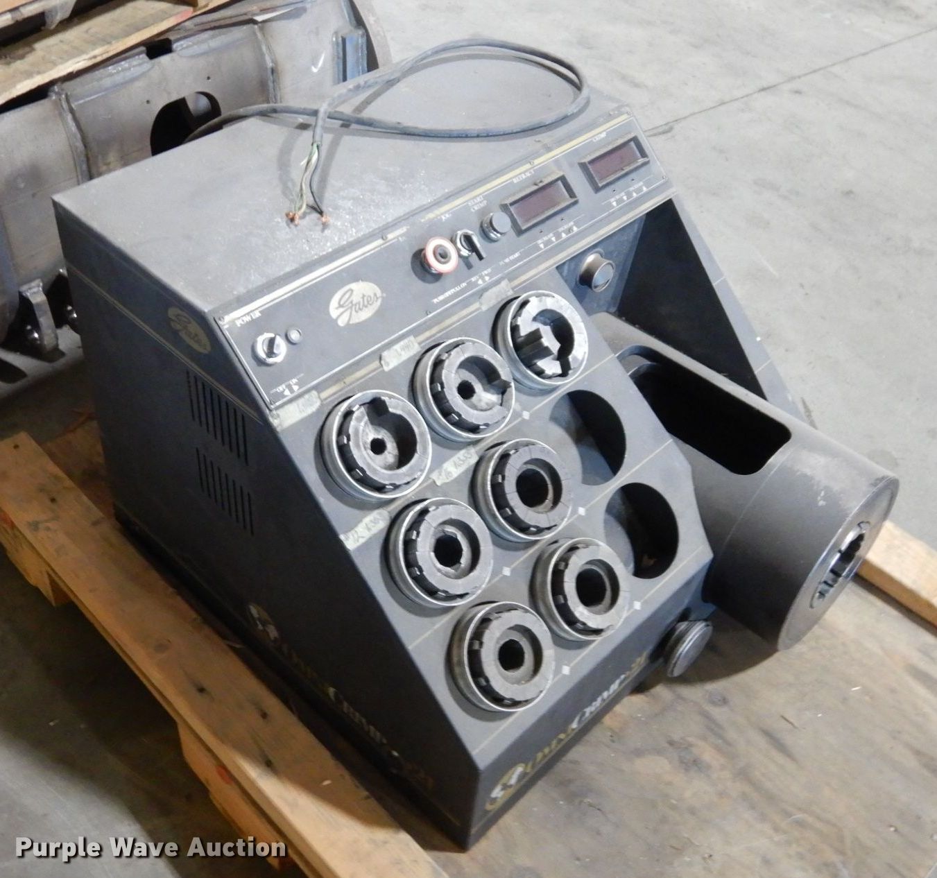 Gates hose crimper in Baldwin City, KS Item LY9058 sold Purple Wave