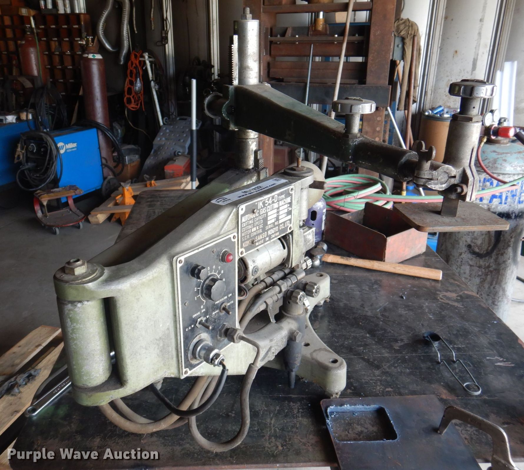 Koike Sanso Kogyo IK 54D cutting machine in Stanberry, MO Item