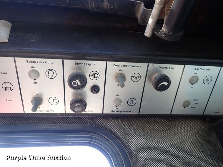 image for item DF5077 2000 Link Belt RTC 8070  crane