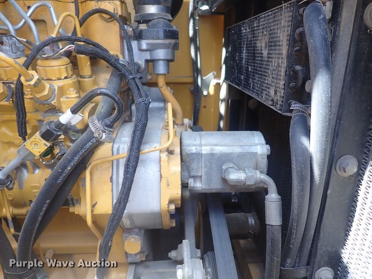 image for item DF8337 2005 John Deere 644J  wheel loader