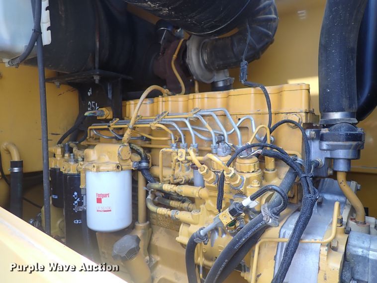 image for item DF8337 2005 John Deere 644J  wheel loader