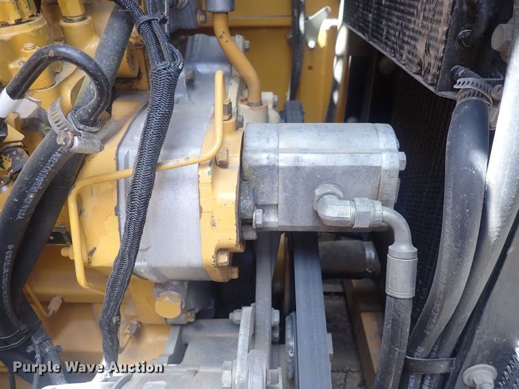 image for item DF8337 2005 John Deere 644J  wheel loader