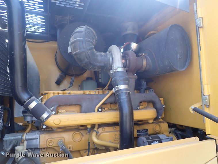 image for item DF8337 2005 John Deere 644J  wheel loader