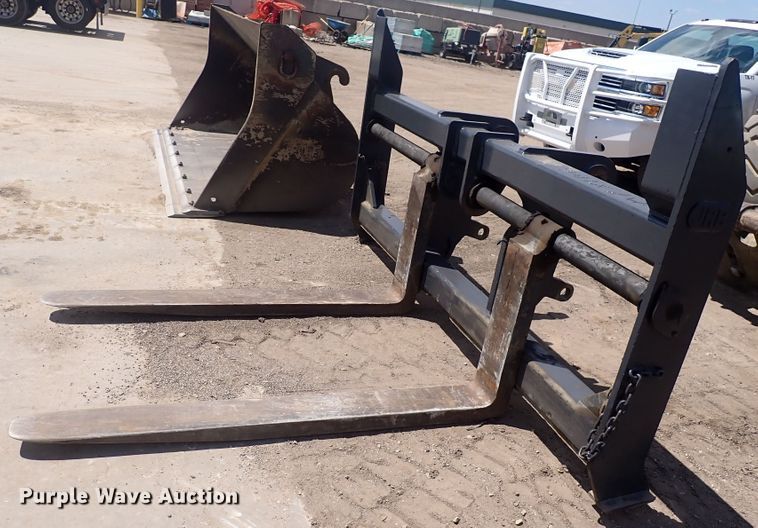 image for item DF8337 2005 John Deere 644J  wheel loader