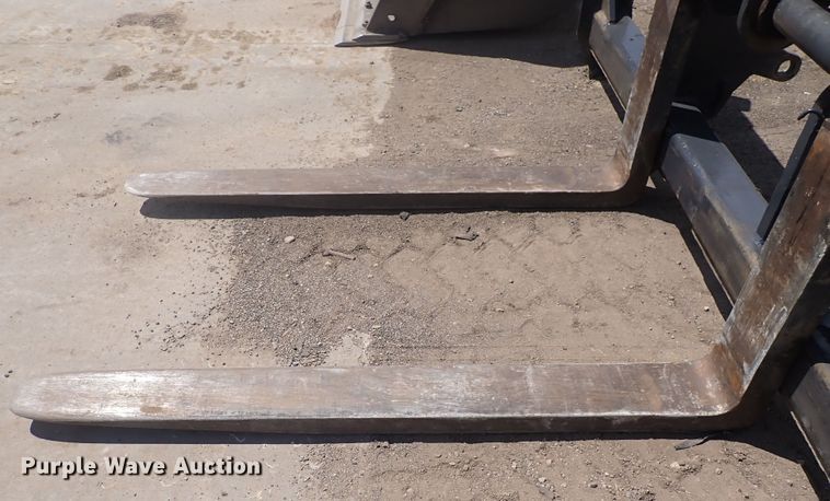 image for item DF8337 2005 John Deere 644J  wheel loader