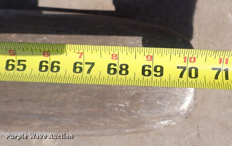 image for item DF8337 2005 John Deere 644J  wheel loader