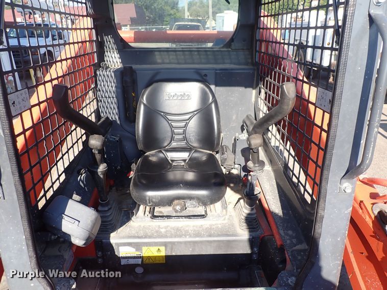 image for item DG2709 2016 Kubota SSV75  skid steer loader
