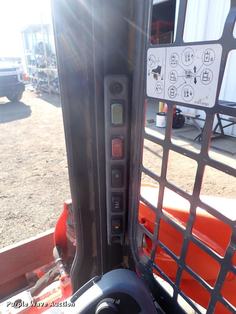 image for item DG2709 2016 Kubota SSV75  skid steer loader