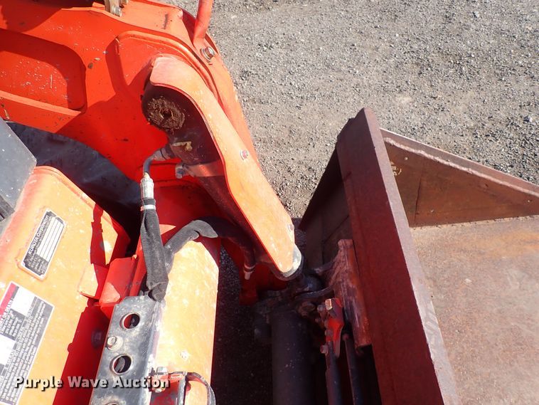 image for item DG2709 2016 Kubota SSV75  skid steer loader