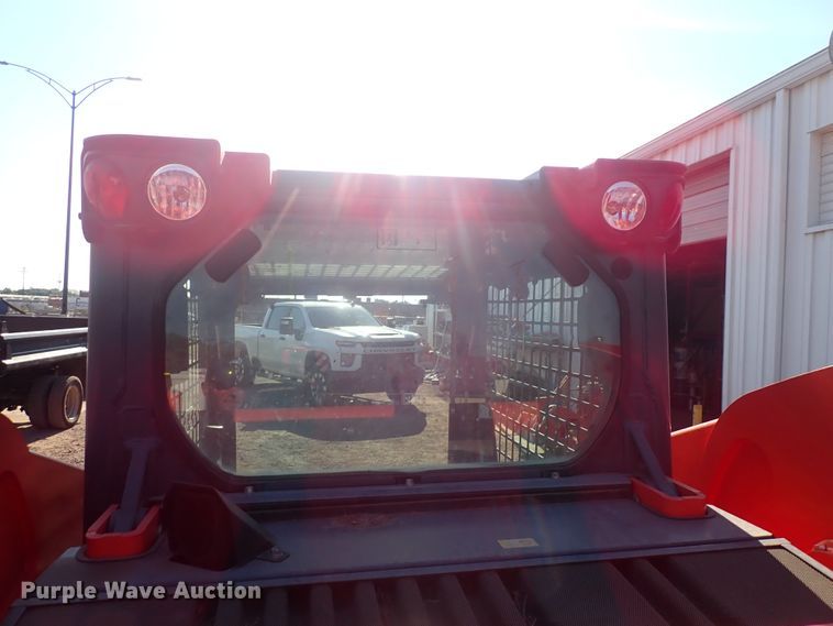 image for item DG2709 2016 Kubota SSV75  skid steer loader