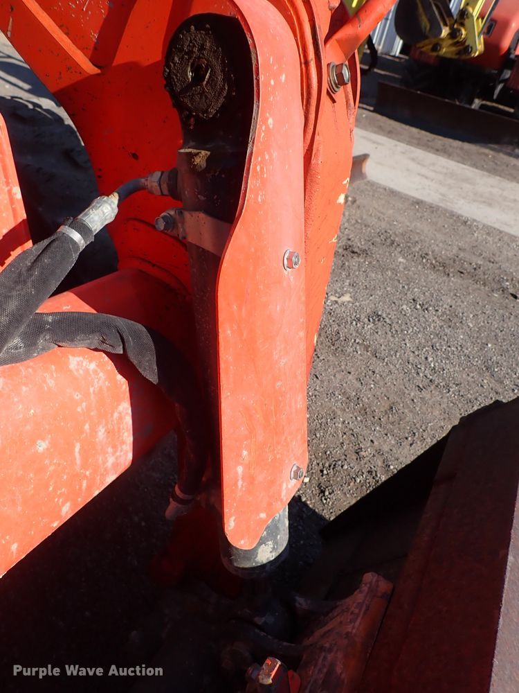 image for item DG2709 2016 Kubota SSV75  skid steer loader