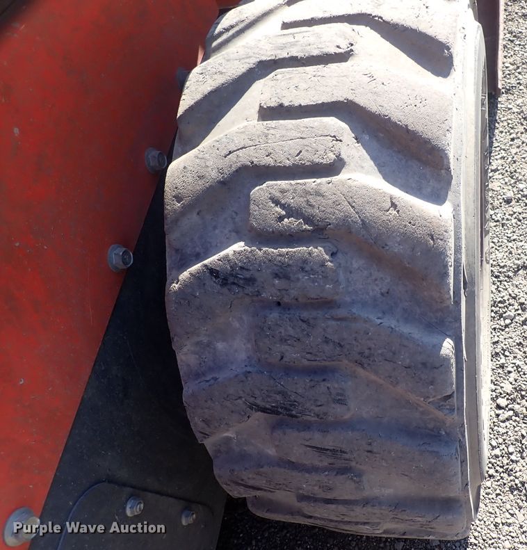 image for item DG2709 2016 Kubota SSV75  skid steer loader