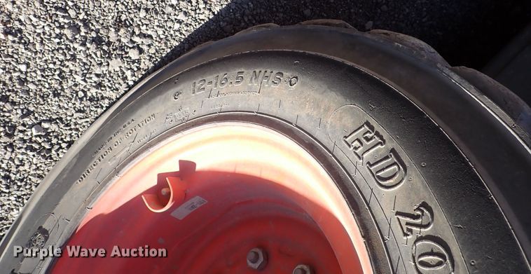 image for item DG2709 2016 Kubota SSV75  skid steer loader