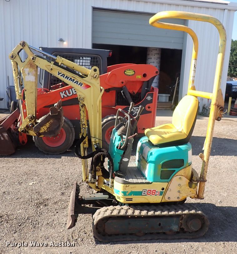 image for item DG2714 Yanmar B08-3  mini excavator