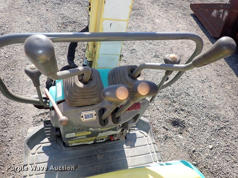 image for item DG2714 Yanmar B08-3  mini excavator