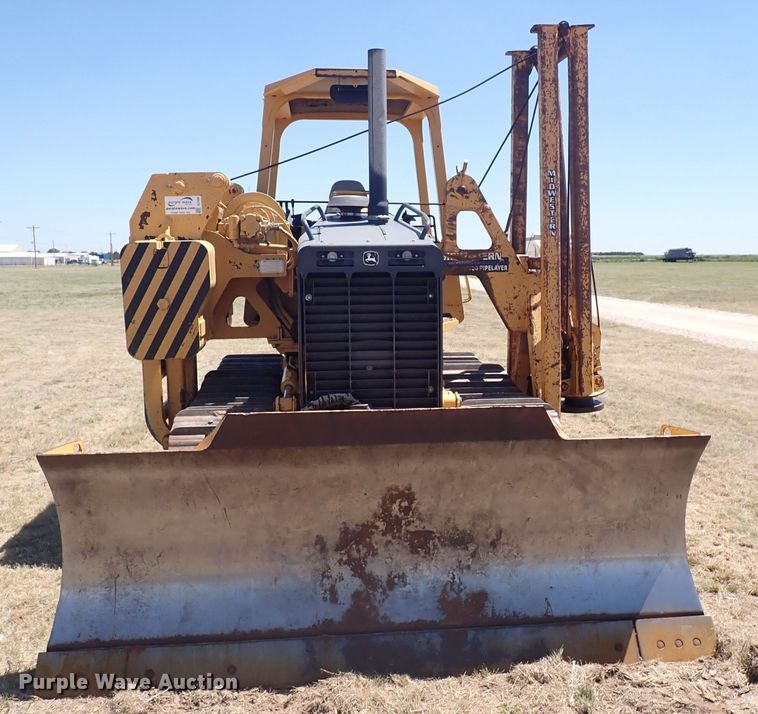 image for item DJ7598 2004 John Deere 650H LT  pipelayer