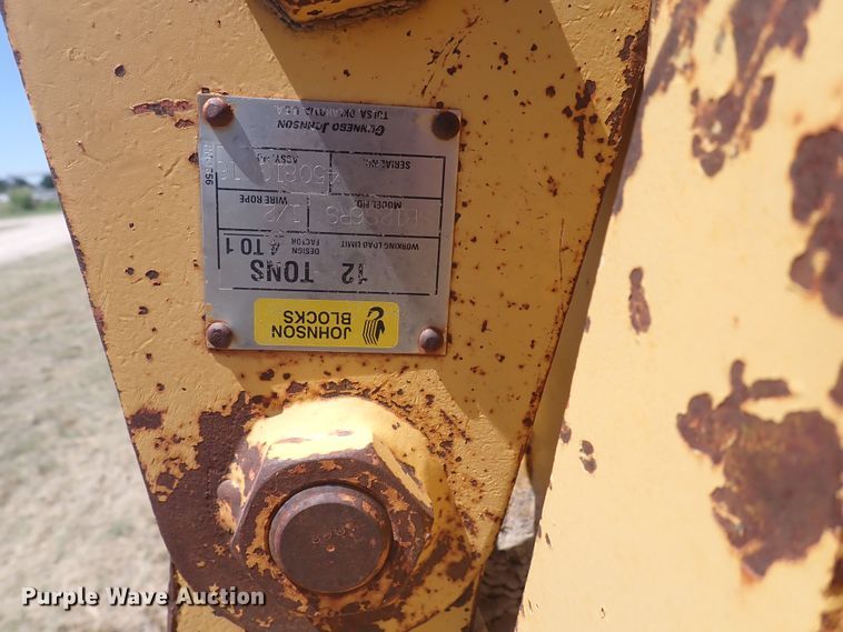 image for item DJ7598 2004 John Deere 650H LT  pipelayer