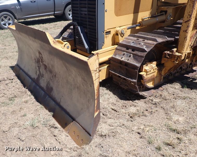 image for item DJ7598 2004 John Deere 650H LT  pipelayer