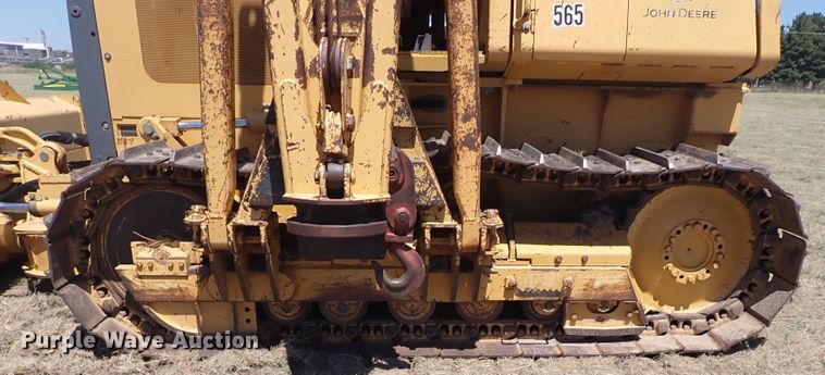 image for item DJ7598 2004 John Deere 650H LT  pipelayer