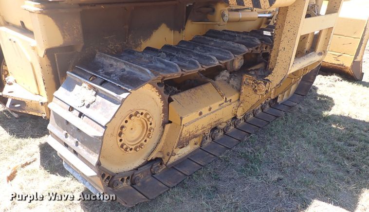 image for item DJ7598 2004 John Deere 650H LT  pipelayer