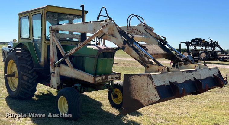 image for item DJ7689 1969 John Deere 4020  tractor