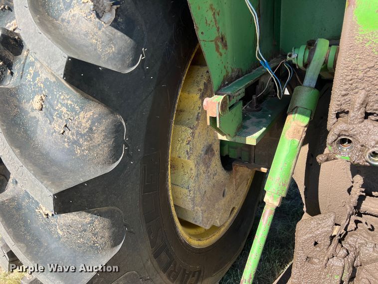 image for item DJ7689 1969 John Deere 4020  tractor