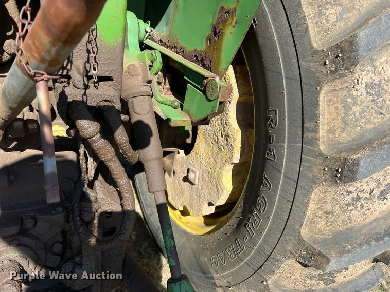 image for item DJ7689 1969 John Deere 4020  tractor