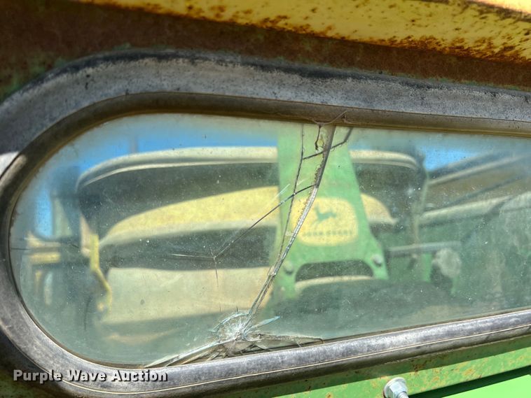image for item DJ7689 1969 John Deere 4020  tractor