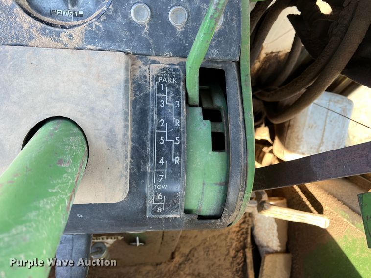 image for item DJ7689 1969 John Deere 4020  tractor