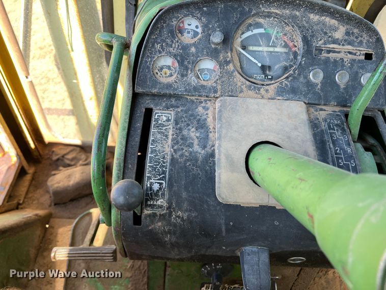 image for item DJ7689 1969 John Deere 4020  tractor