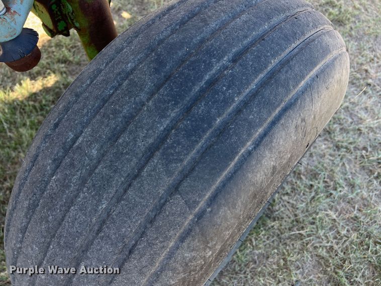 image for item DJ7689 1969 John Deere 4020  tractor