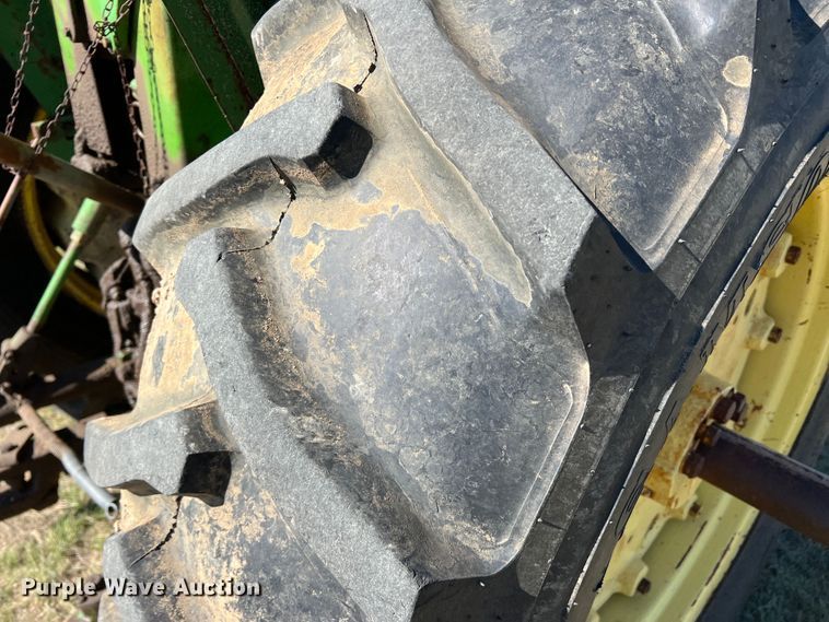 image for item DJ7689 1969 John Deere 4020  tractor