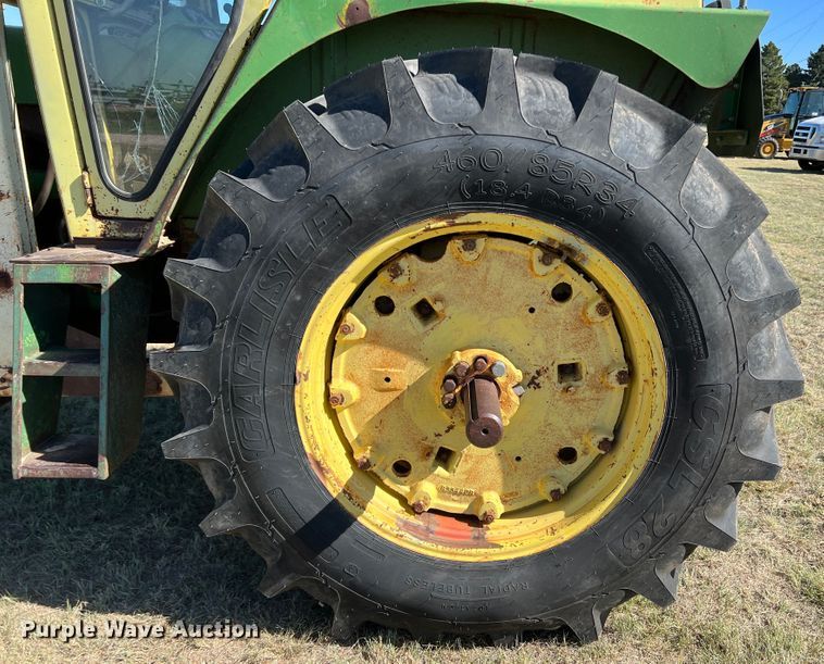 image for item DJ7689 1969 John Deere 4020  tractor