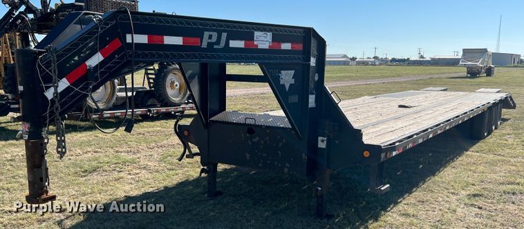 image for item DJ7690 2009 PJ  equipment trailer