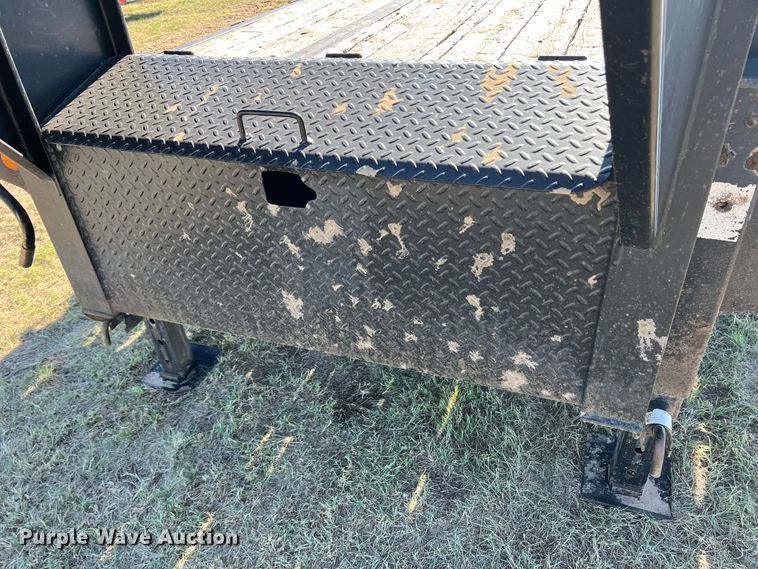 image for item DJ7690 2009 PJ  equipment trailer