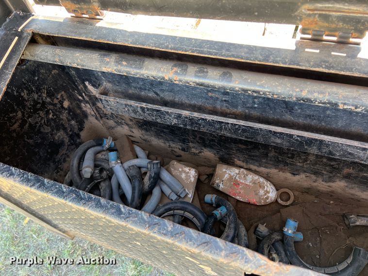 image for item DJ7690 2009 PJ  equipment trailer