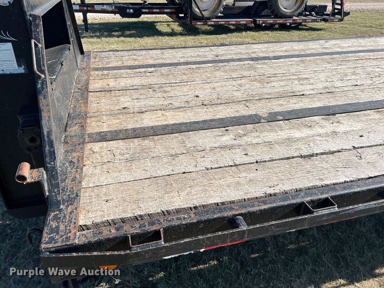 image for item DJ7690 2009 PJ  equipment trailer