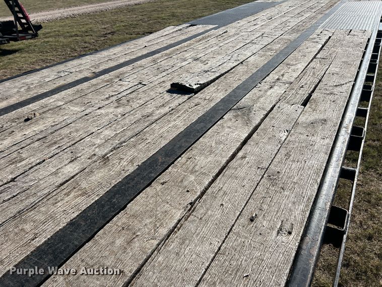 image for item DJ7690 2009 PJ  equipment trailer