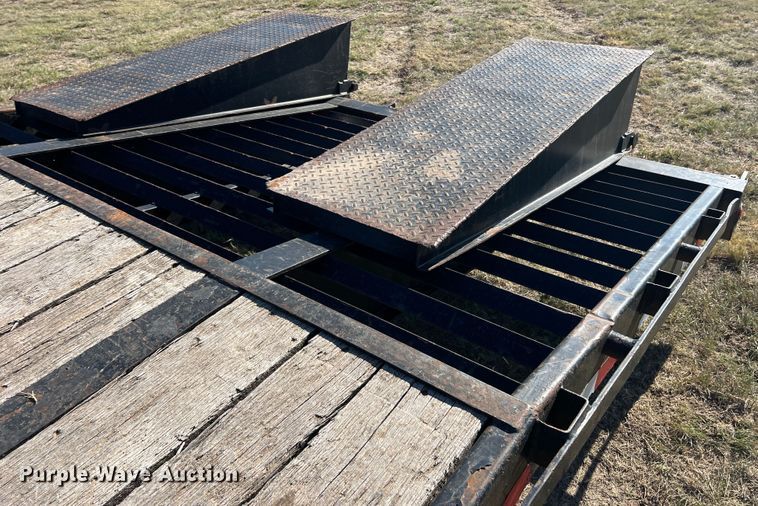 image for item DJ7690 2009 PJ  equipment trailer