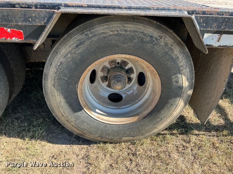 image for item DJ7690 2009 PJ  equipment trailer