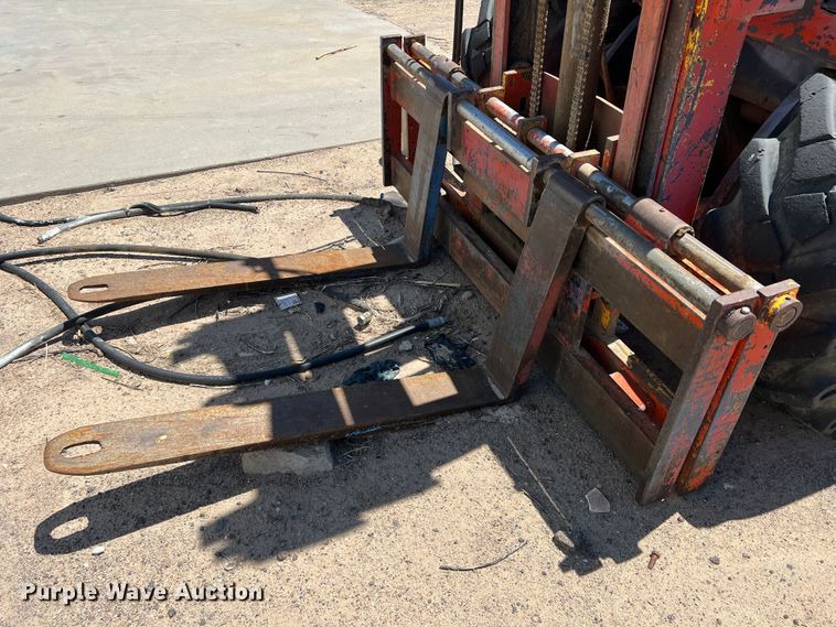 image for item DJ7691 XLT 6000  forklift