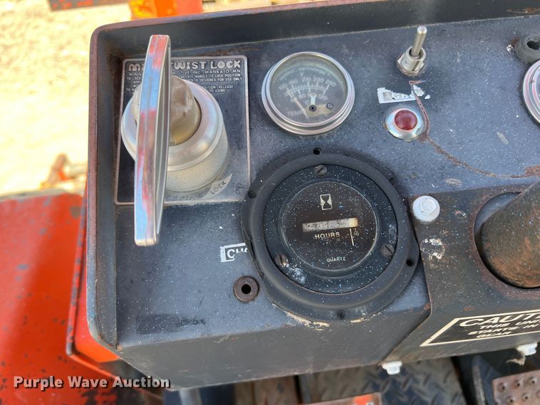 image for item DJ7691 XLT 6000  forklift