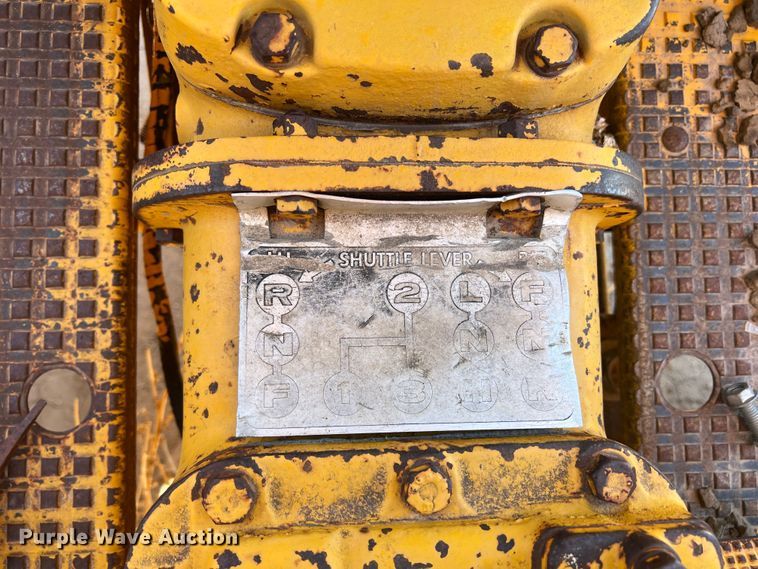 image for item DJ7694 Massey Ferguson 302  tractor