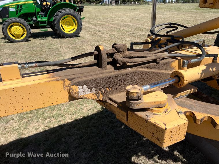 image for item DJ7697 2002 Volvo G720VHP  motor grader