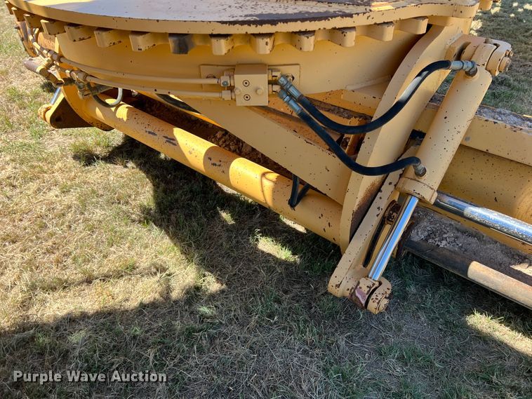 image for item DJ7697 2002 Volvo G720VHP  motor grader