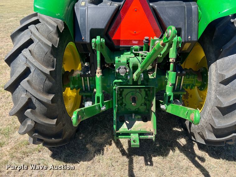 image for item DJ7700 2018 John Deere 5045E  MFWD tractor