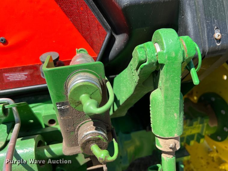 image for item DJ7700 2018 John Deere 5045E  MFWD tractor