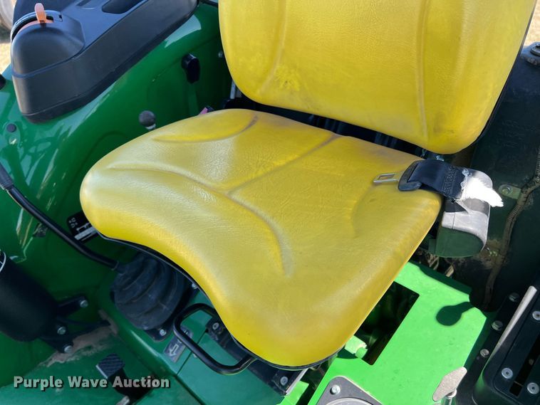 image for item DJ7700 2018 John Deere 5045E  MFWD tractor