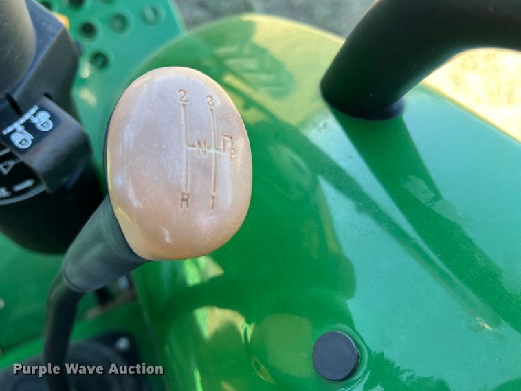 image for item DJ7700 2018 John Deere 5045E  MFWD tractor