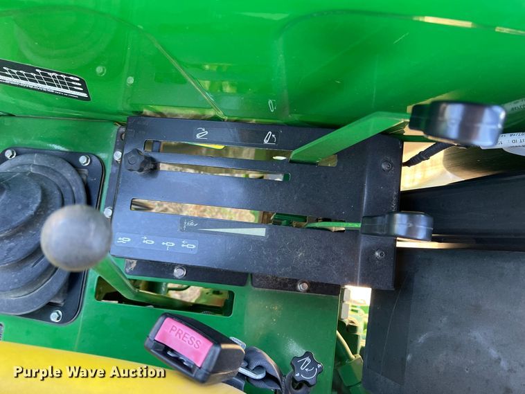 image for item DJ7700 2018 John Deere 5045E  MFWD tractor